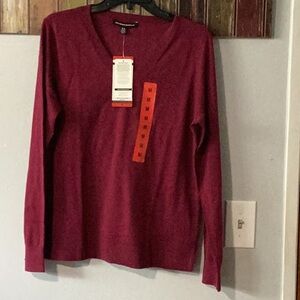 Katherine Barclay Womens’ V Neck 100% Merino Wool Sweater NWT